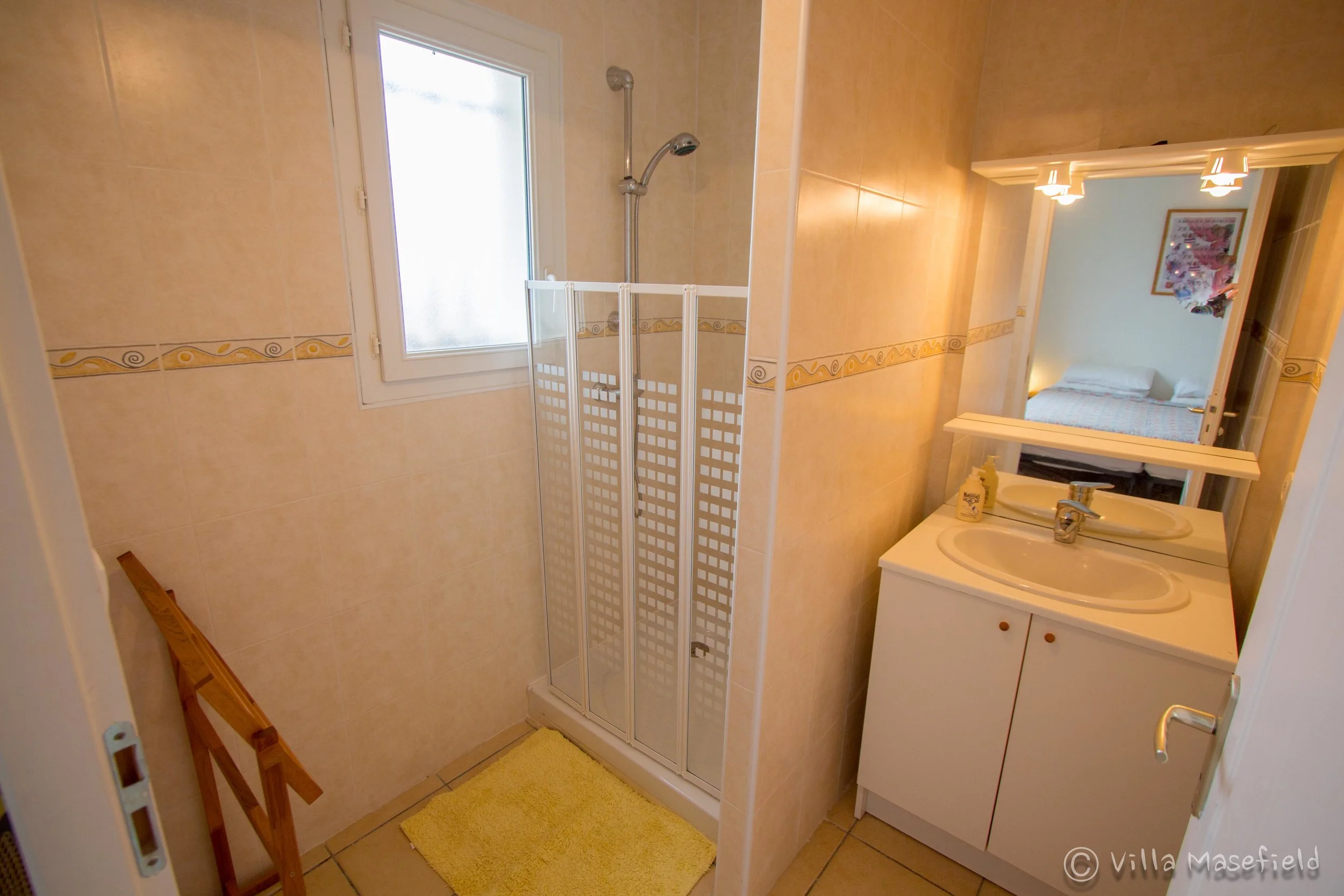 Villa Masefield Inside-5.jpg