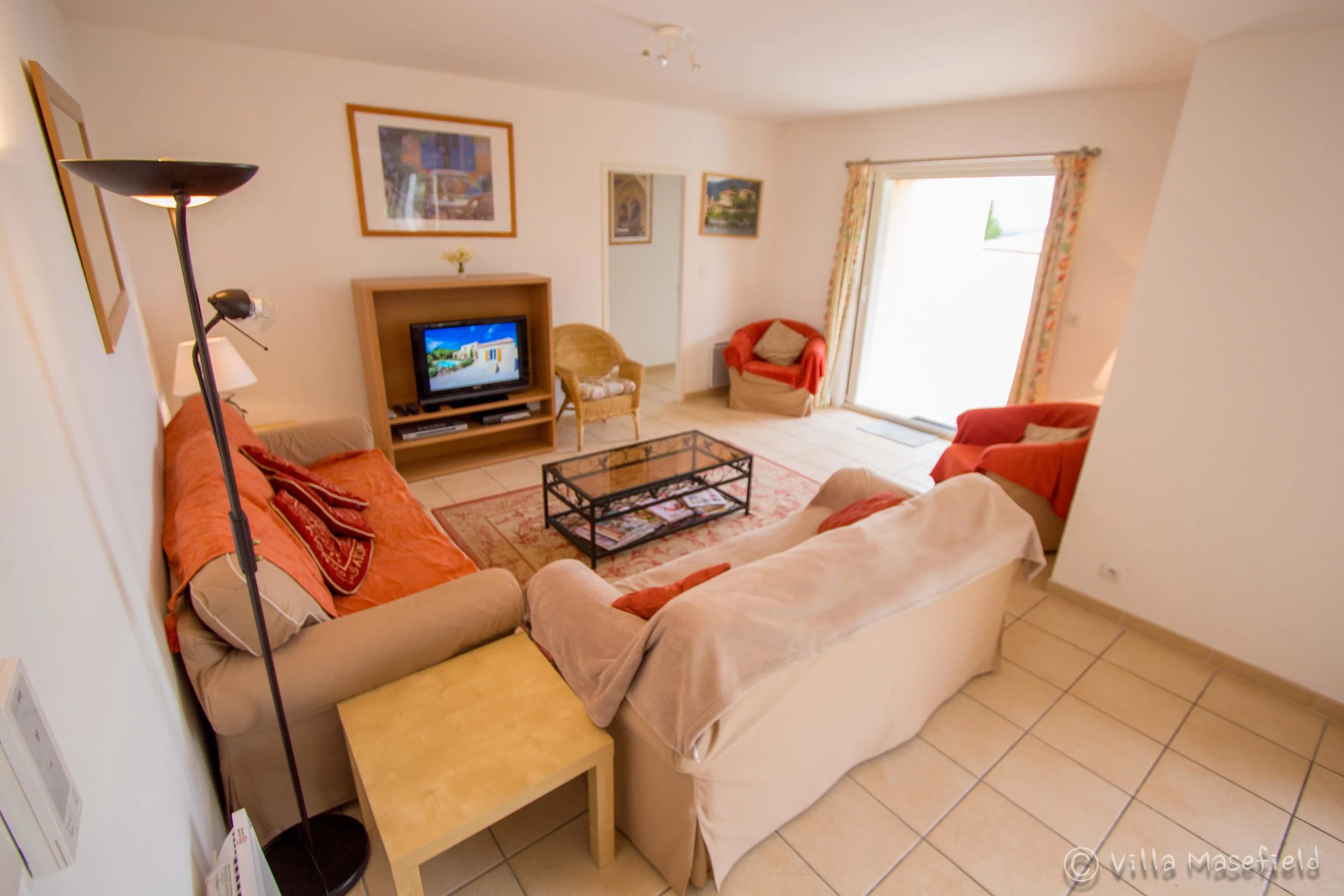 Villa Masefield Inside-32.jpg