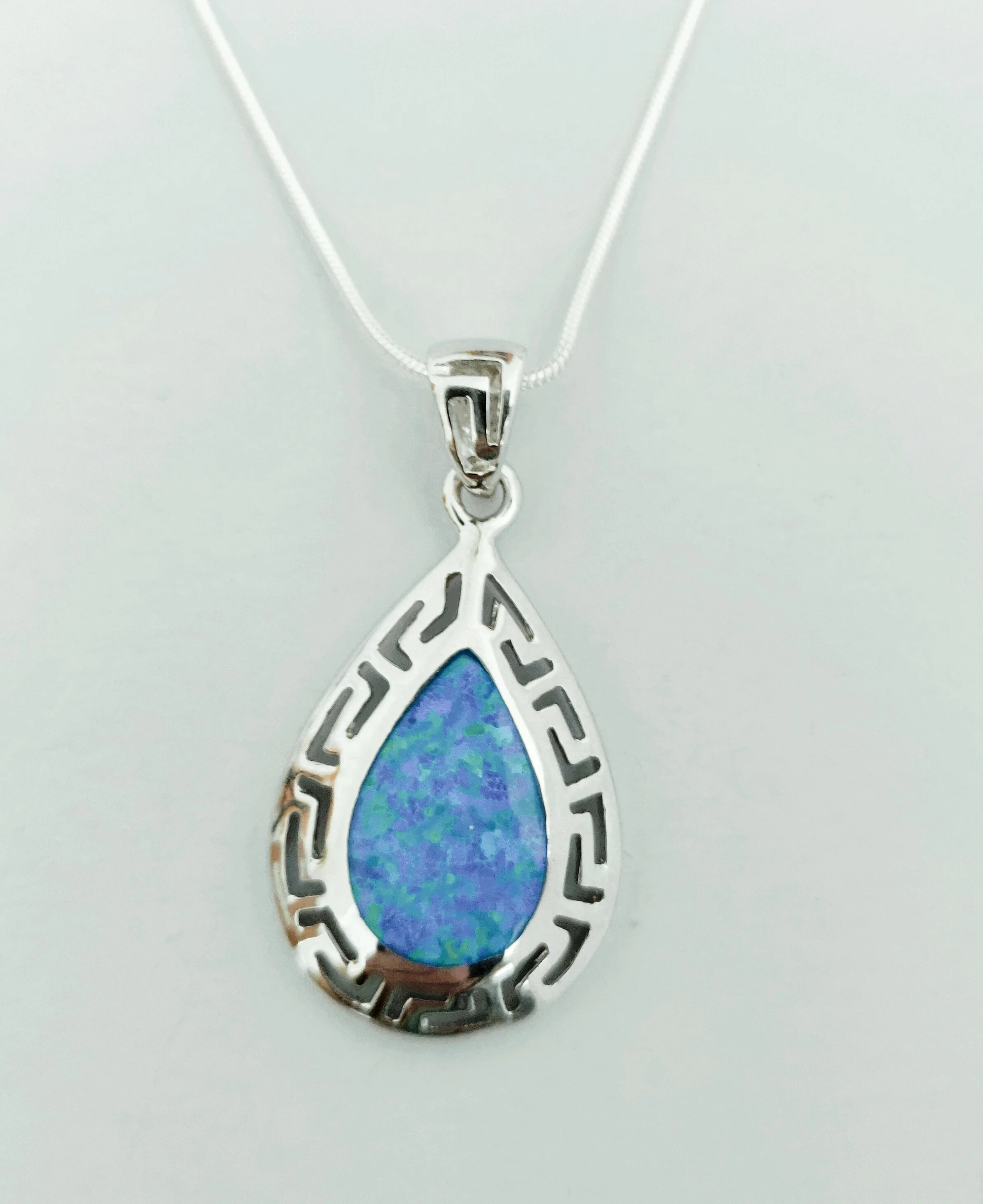 silver opal pendant.jpg