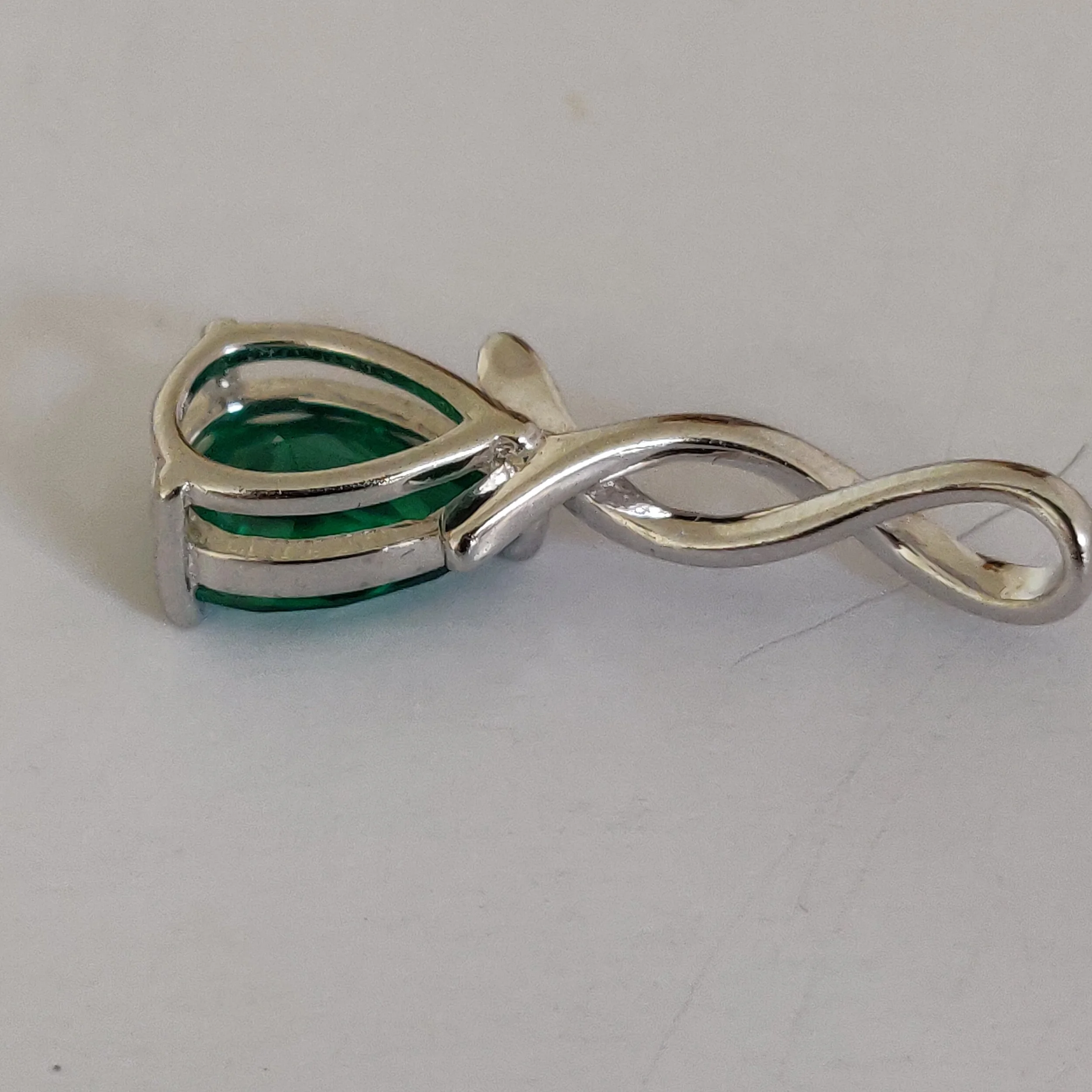 zilver emerald back.jpg