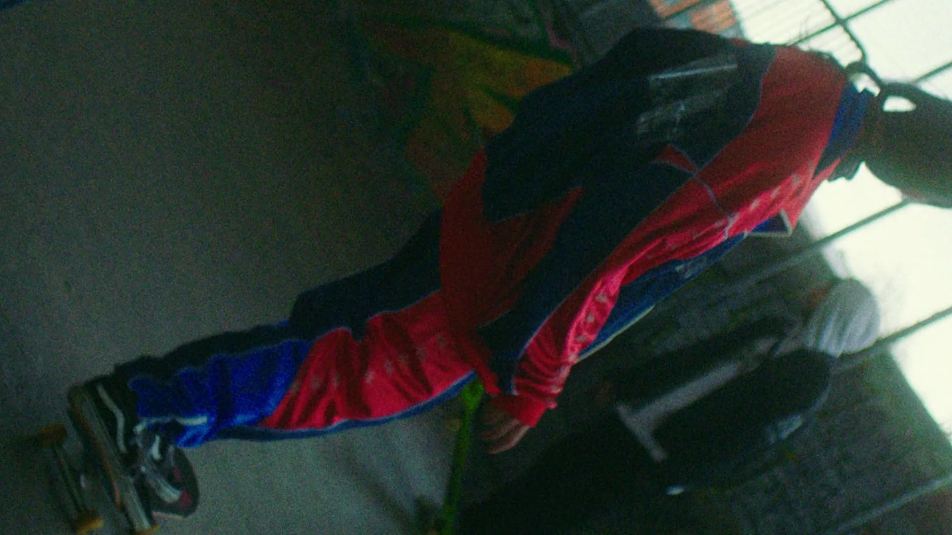 Lava La Rue - Letra WEB.mp4.00_00_36_09.Still004.jpg