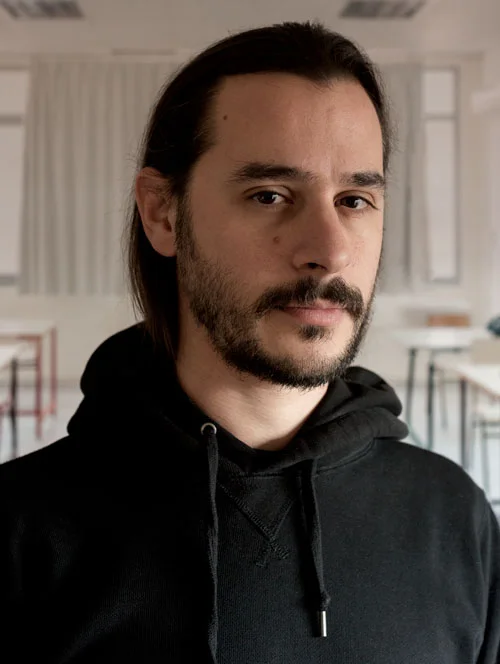 Nikolas Ventourakis is an artist living and working between Athens and London and is the first artistic director of the Lucy Art Residency. He is a non-voting member of the Jury . His practice situates in the threshold between art and document, in an attempt to interrogate the status of the photographic image. Ventourakis completed an MA in Fine Art (Photography) with Merit at Central Saint Martins School of Arts (2013) and is the recipient of the Deutsche Bank Award in Photography (2013). He was selected for Future Map (2013), Catlin Guide (2014) and Fresh Faced Wild Eyed (2014) in the Photographers Gallery as one of the top graduating artists in the UK. In 2015 he was a visiting artist at CalArts with a FULBRIGHT Artist Fellowship and a fellow in New Museum’s IdeasCity.. He was shortlisted for the MAC International and the Bar-Tur Award. Recently he has exhibited in FORMAT Festival, Derby; the NRW Forum, Düsseldorf, the Mediterranean Biennale of Young Artists 18 and the parallel program of the Istanbul Biennale.