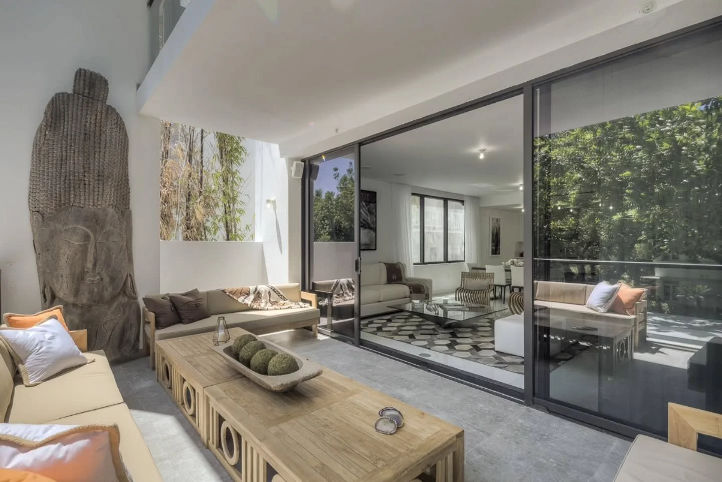 A balcony should never feel like an afterthought. At South of 5th, each outdoor space was designed as a seamless extension of the home creating an inviting setting that flows effortlessly between indoors and out.

#LuxuryLiving #OutdoorLiving #Interi