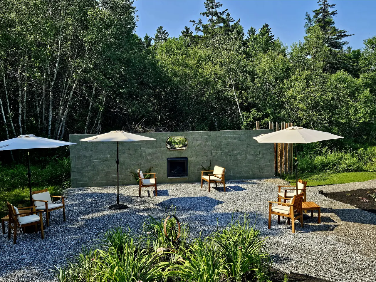 How to Have a Memorable and Intimate Wedding at a Botanical Garden Venue