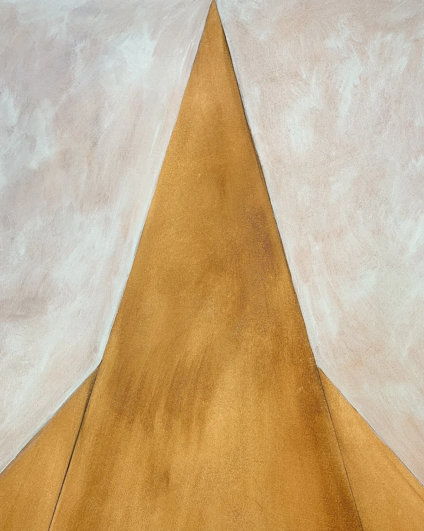 🗻 New work in progress. This one bringing the mysteries of high mountain tops telling their stories with the purest snow and the proximity to the sun. Loving these shapes and colors. Im happy to explore these mysteries of water with a new color pale