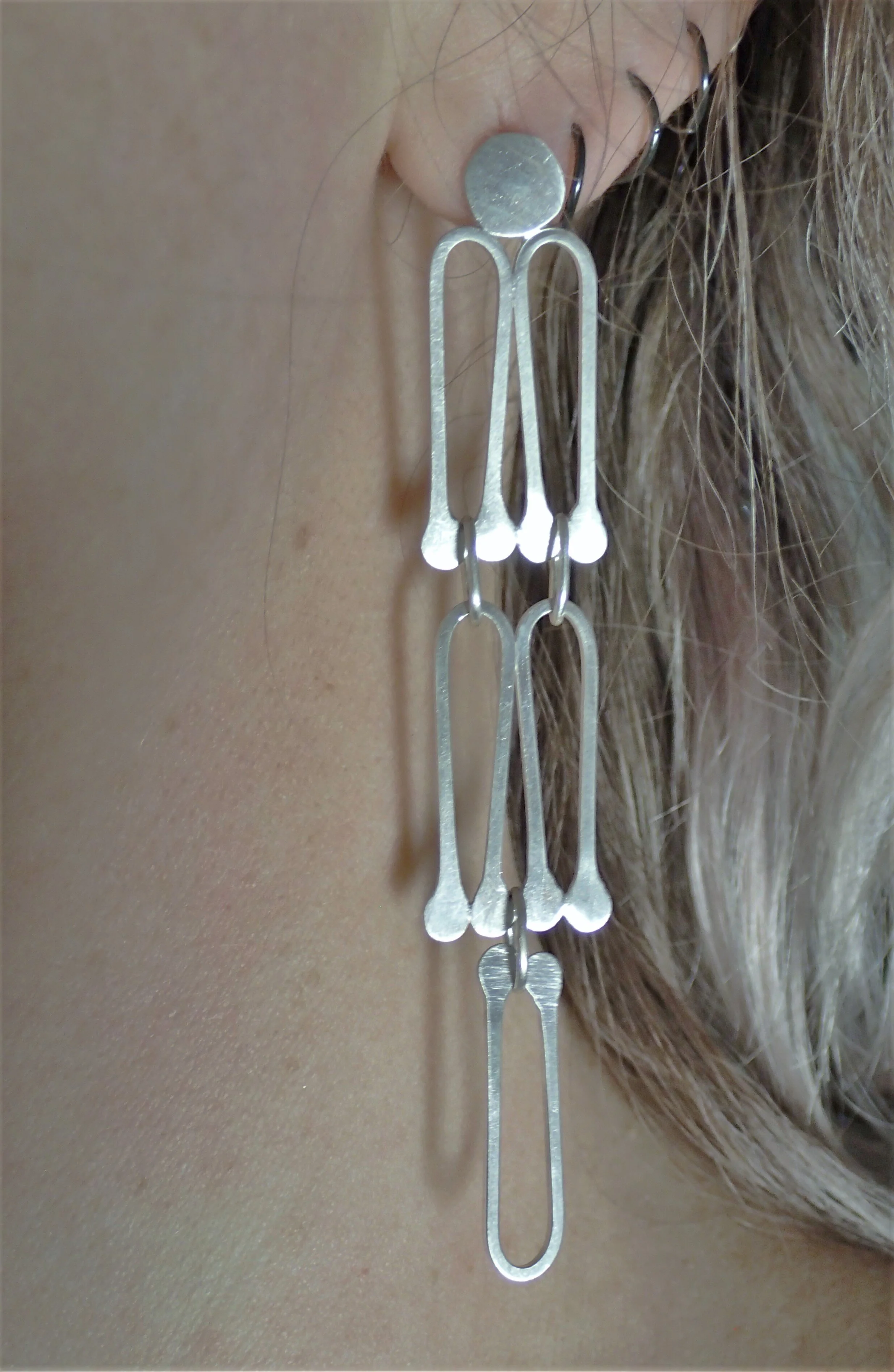 U chain ear.jpg