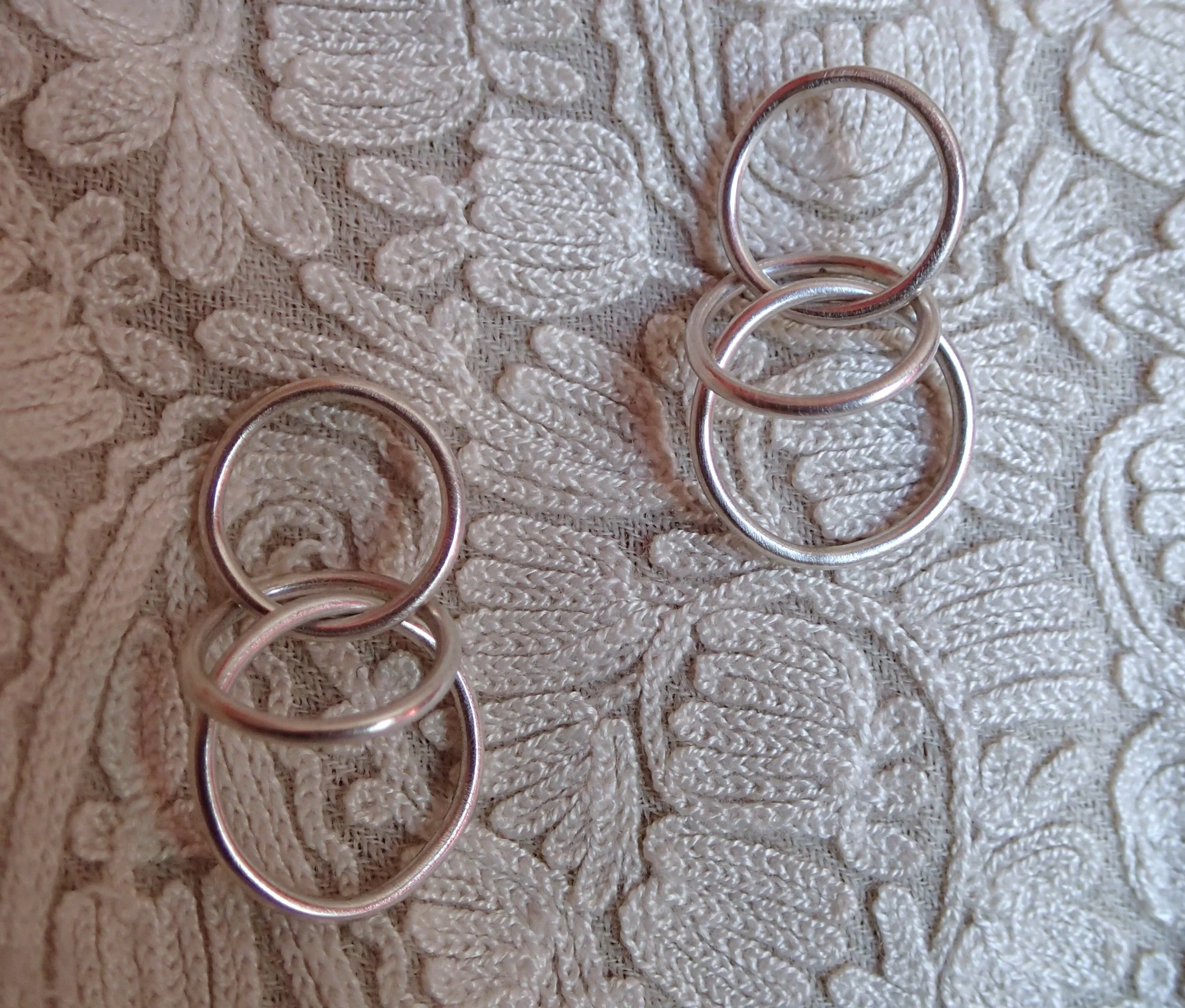 Orbit earrings silver sm 1.JPG