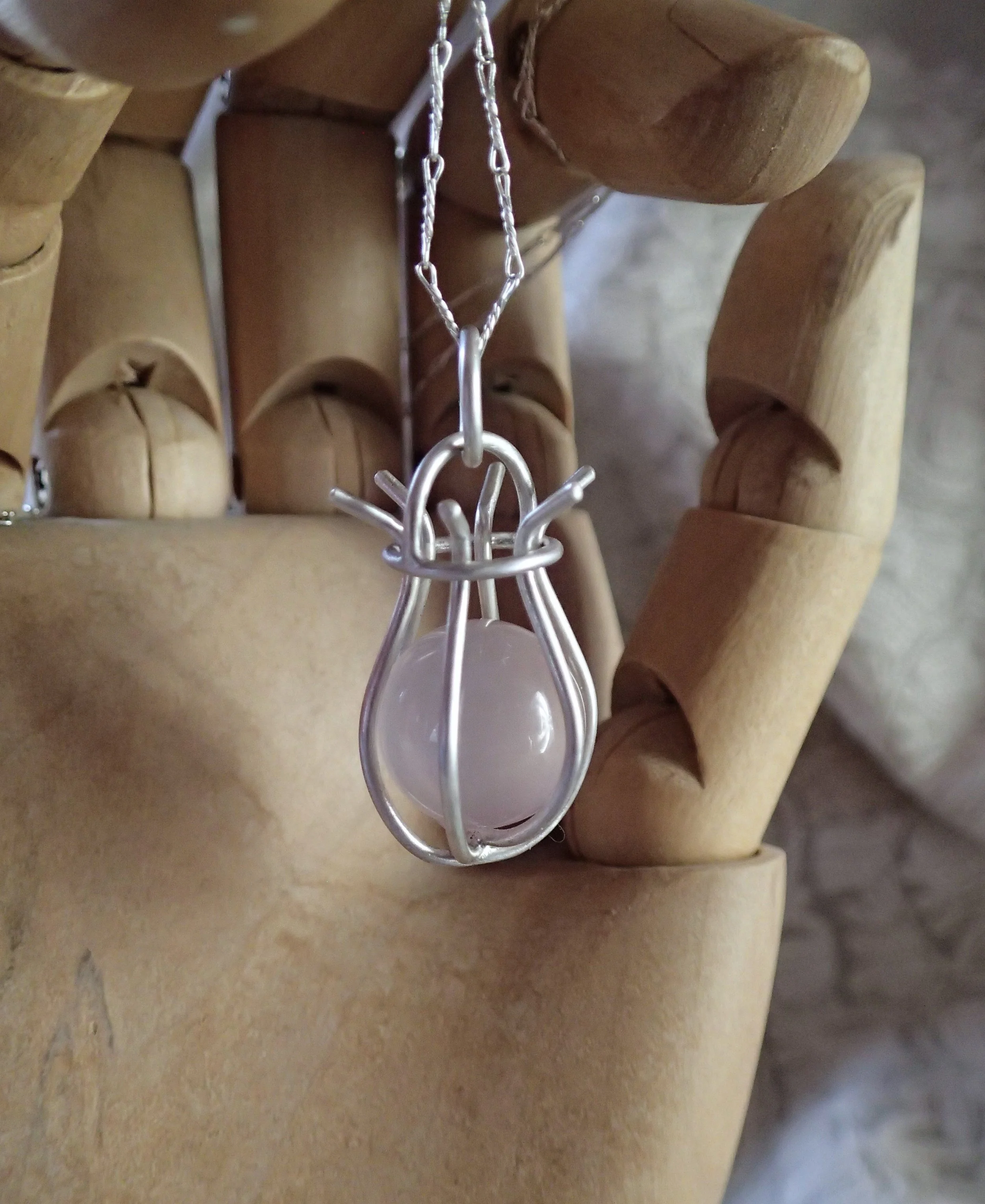 Rosy sphere pendant 2.JPG
