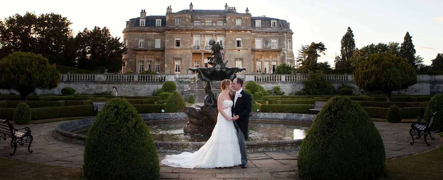 Matthew Garrett performing magic at an event at Luton Hoo