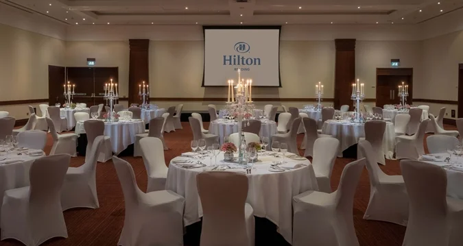 Hilton Reading - Profesional Magician
