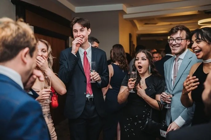 Real reactions to close-up magic