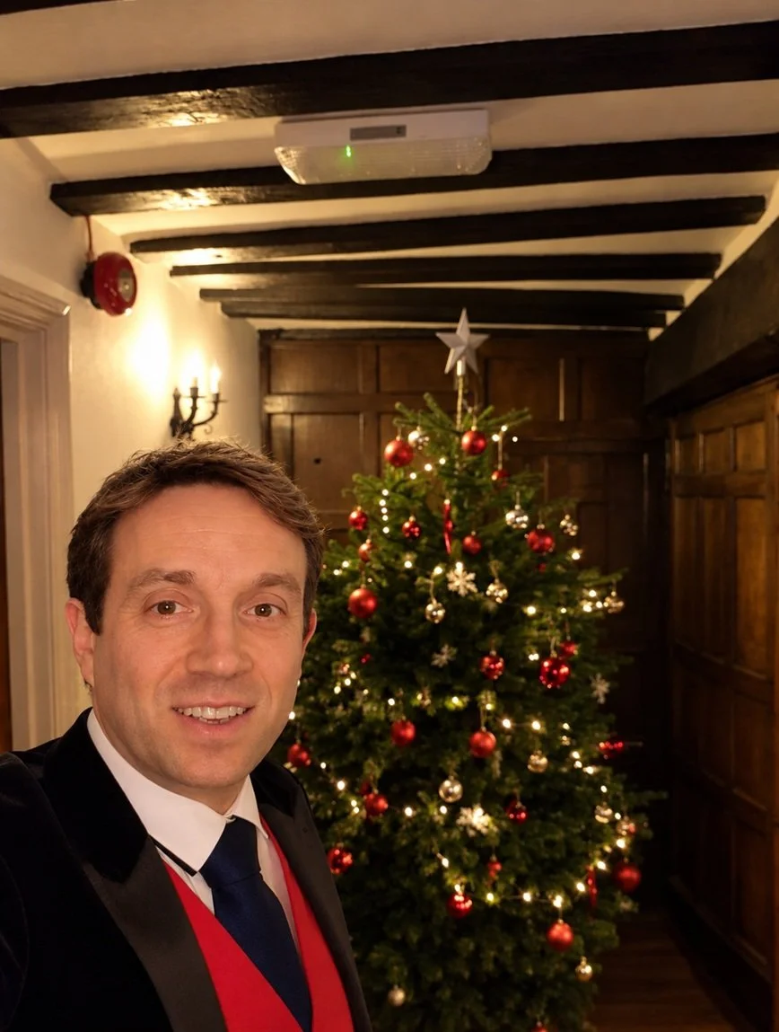 Matthew Garrett magician at a Christmas event at The Falcon Hotel Uppingham