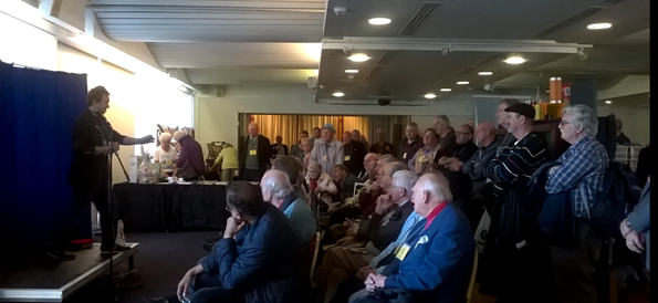 Magic lecturer Matthew Garrett presenting a live lecture to magicians in the UK