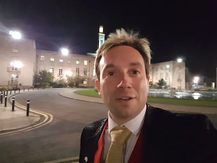 Matthew Garrett corporate magician at Walthamstow Town Hall London