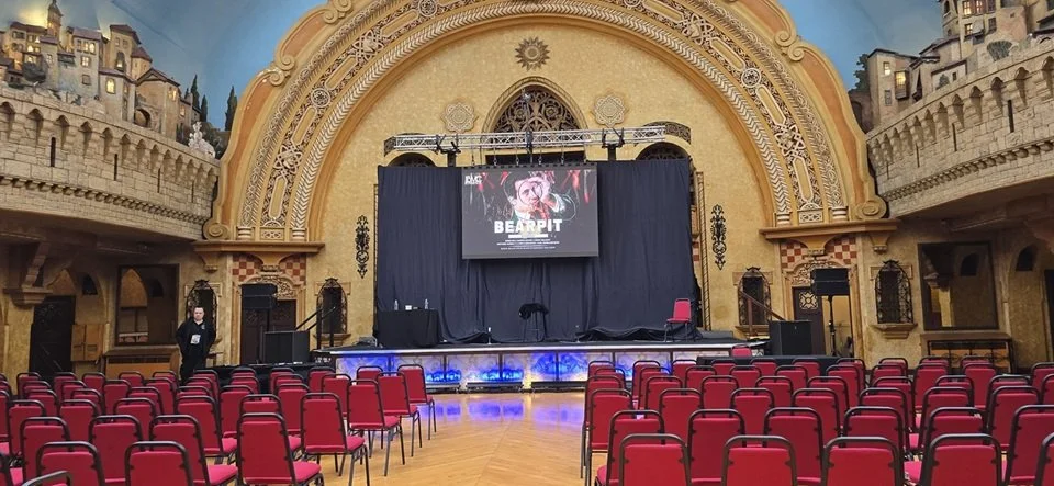 Matthew Garrett performing at the Bear Pit during the Blackpool Magicians Convention