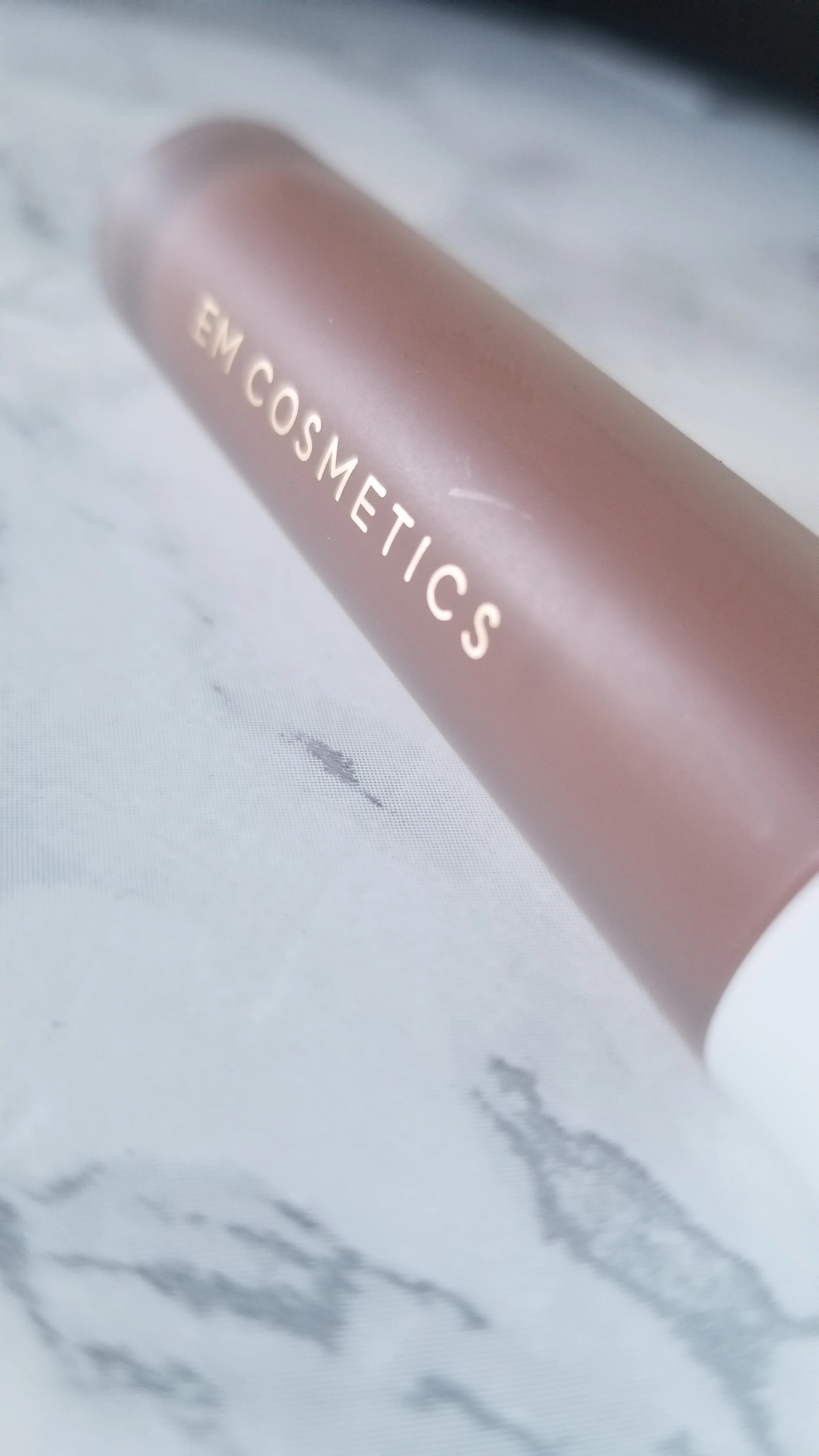 em cosmetics clear lip gloss