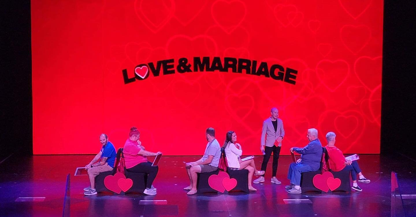 One of my favorite events to host onboard! Don&rsquo;t miss the Love &amp; Marriage show on your next cruise!
#jakeiteasy #carnivaldream #carnivalentertainment
📷 @holapablogotec