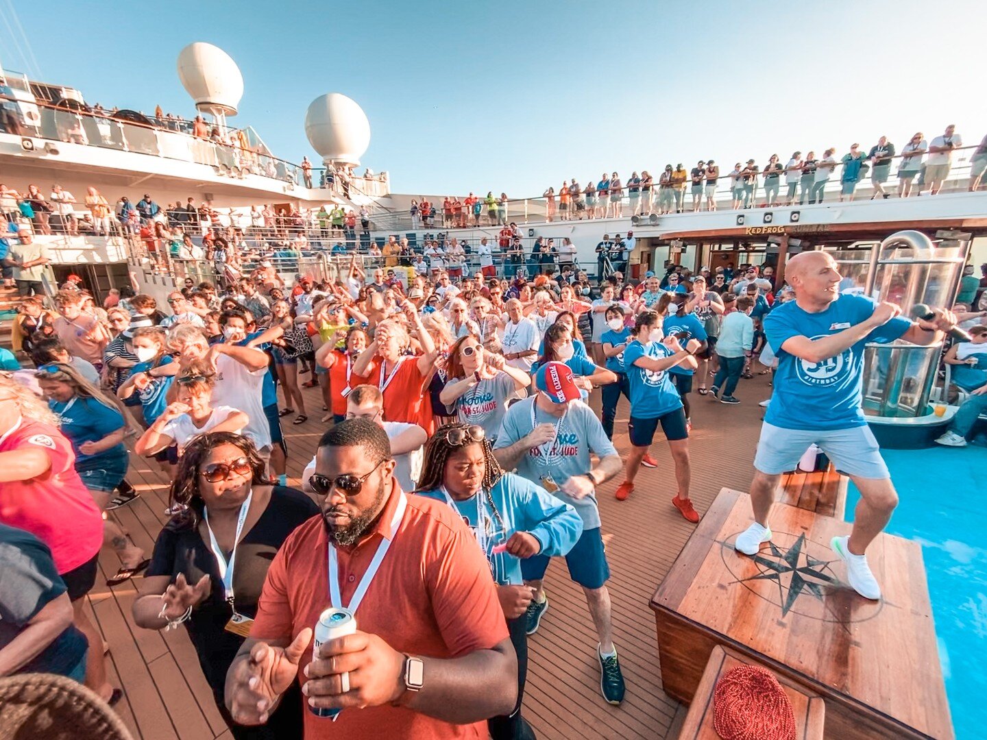Kicking off Carnival's 50th Birthday in style with our Sail Away Party here on the Sunshine 💥🔥🎉
#CarnivalTurns50 #CarnivalEntertainment #CarnivalSunshine #JakeItEasy
📸: @tylerfromtheship
