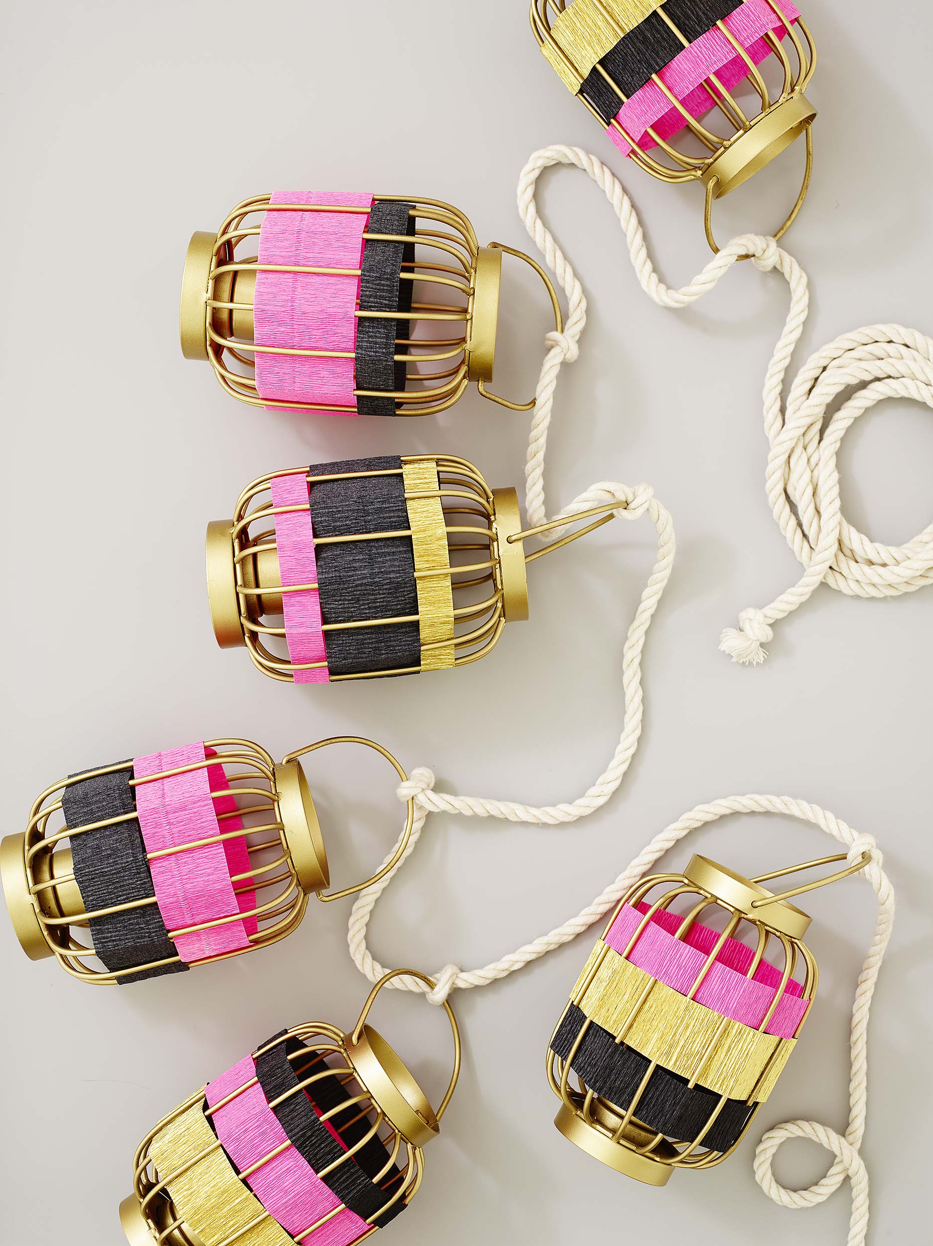 Paper-Striped-Wire-Lantern_0018.jpg