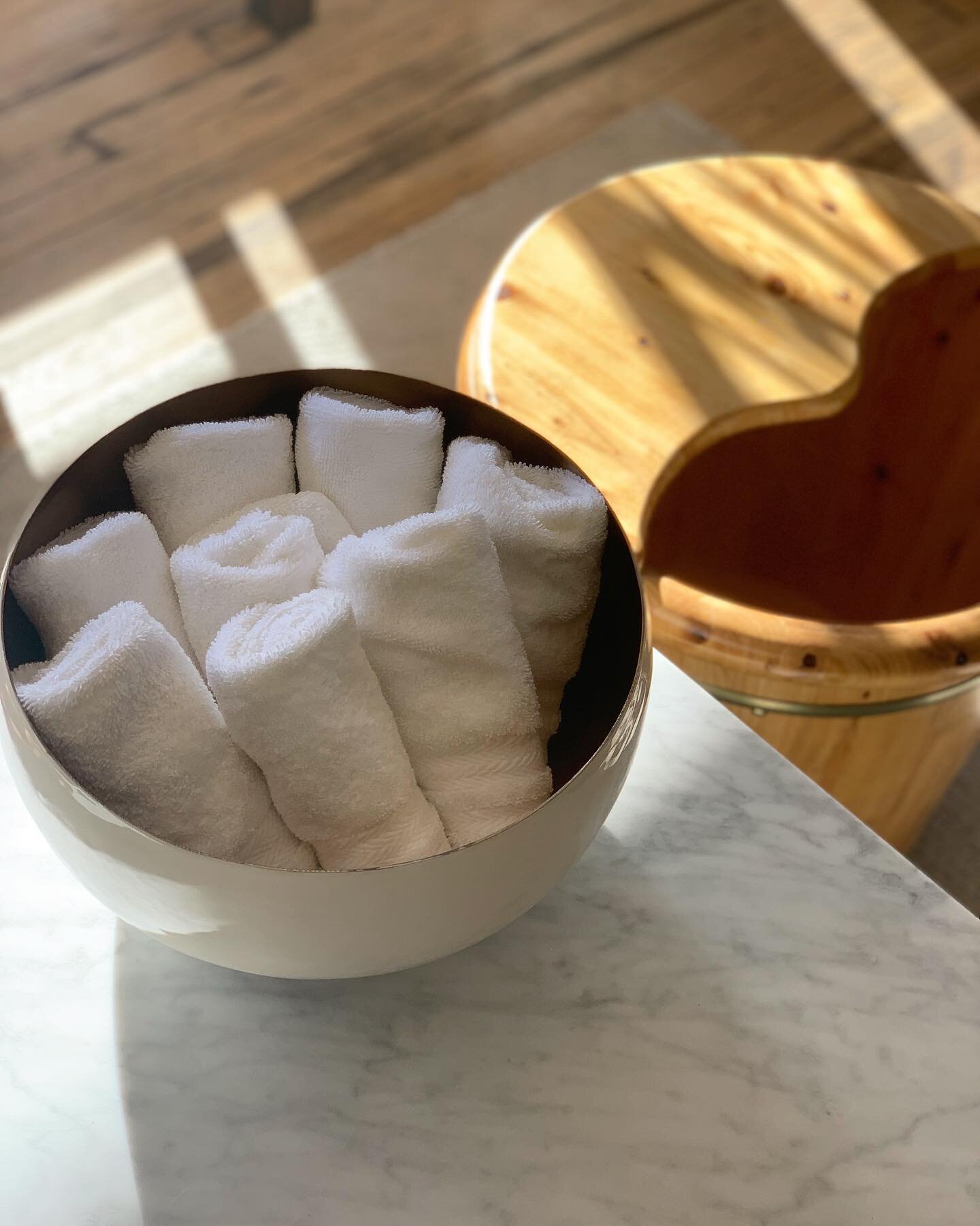 SOAK + SWEAT

Available on Tuesday through Friday

SOAK: Tibetan foot-baths supporting fatigue, insomnia, candida overgrowth, neuropathy, arthritis, and much more

SWEAT: far infrared red sauna sessions to calm inflammation, improve cardiovascular he
