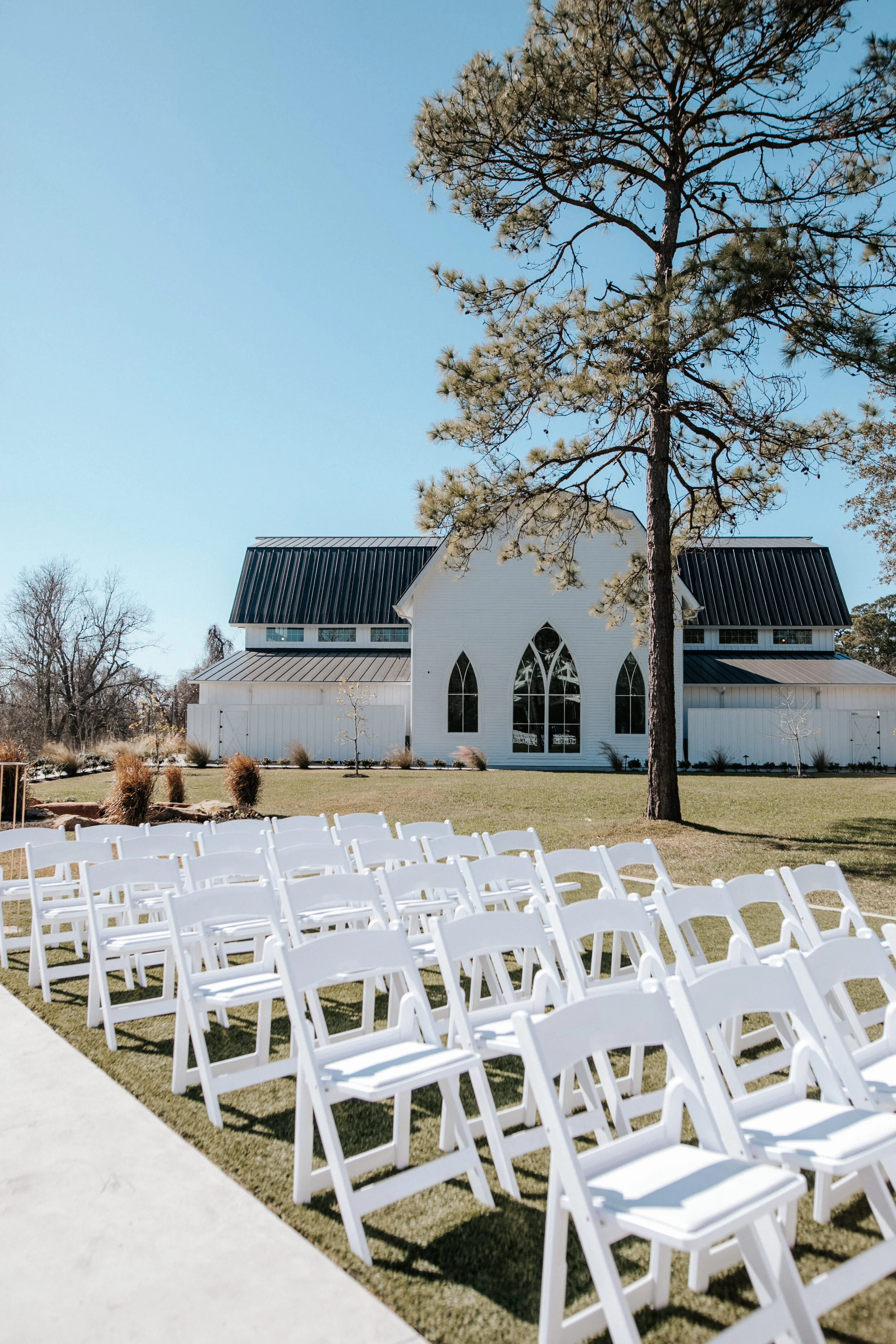 The Spring Event Venue Wallisville Texas Why should you book this Rustic Houston venue! RKM