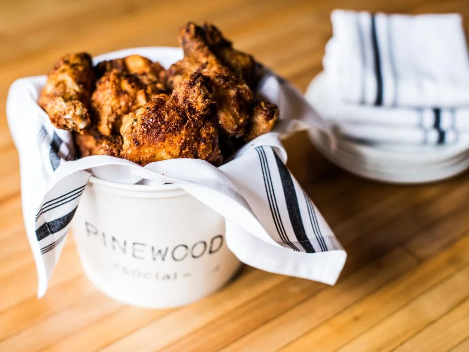 FoodNetwork_FriedChicken_Pinewood.jpeg
