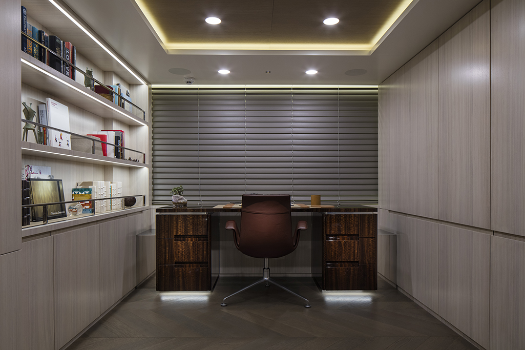 masteroffice.jpg