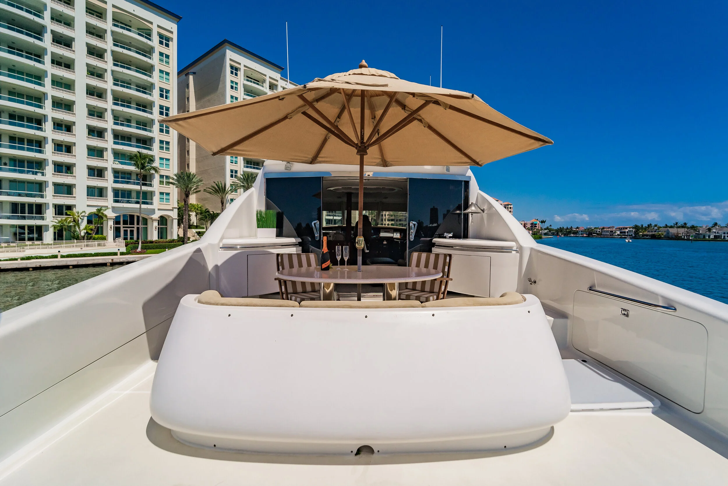 Sundeck Aft 4.jpg