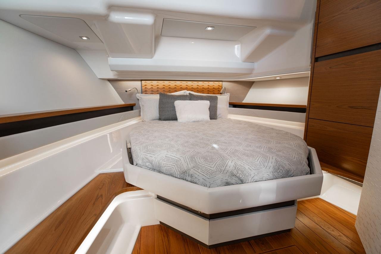 WhatsApp Image 2025-02-10 at 15.44.36.jpeg