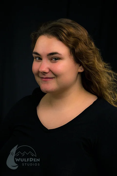 webPortraitsHannah.jpg