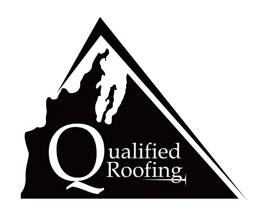webQualifiedRoofingLogoBW.jpg