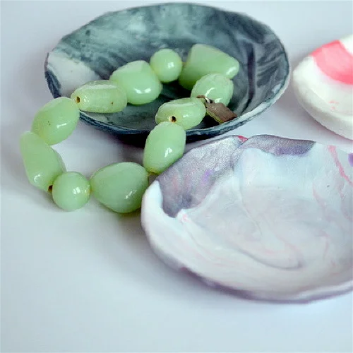 marbled-clay-jewellery-bowls1.jpg