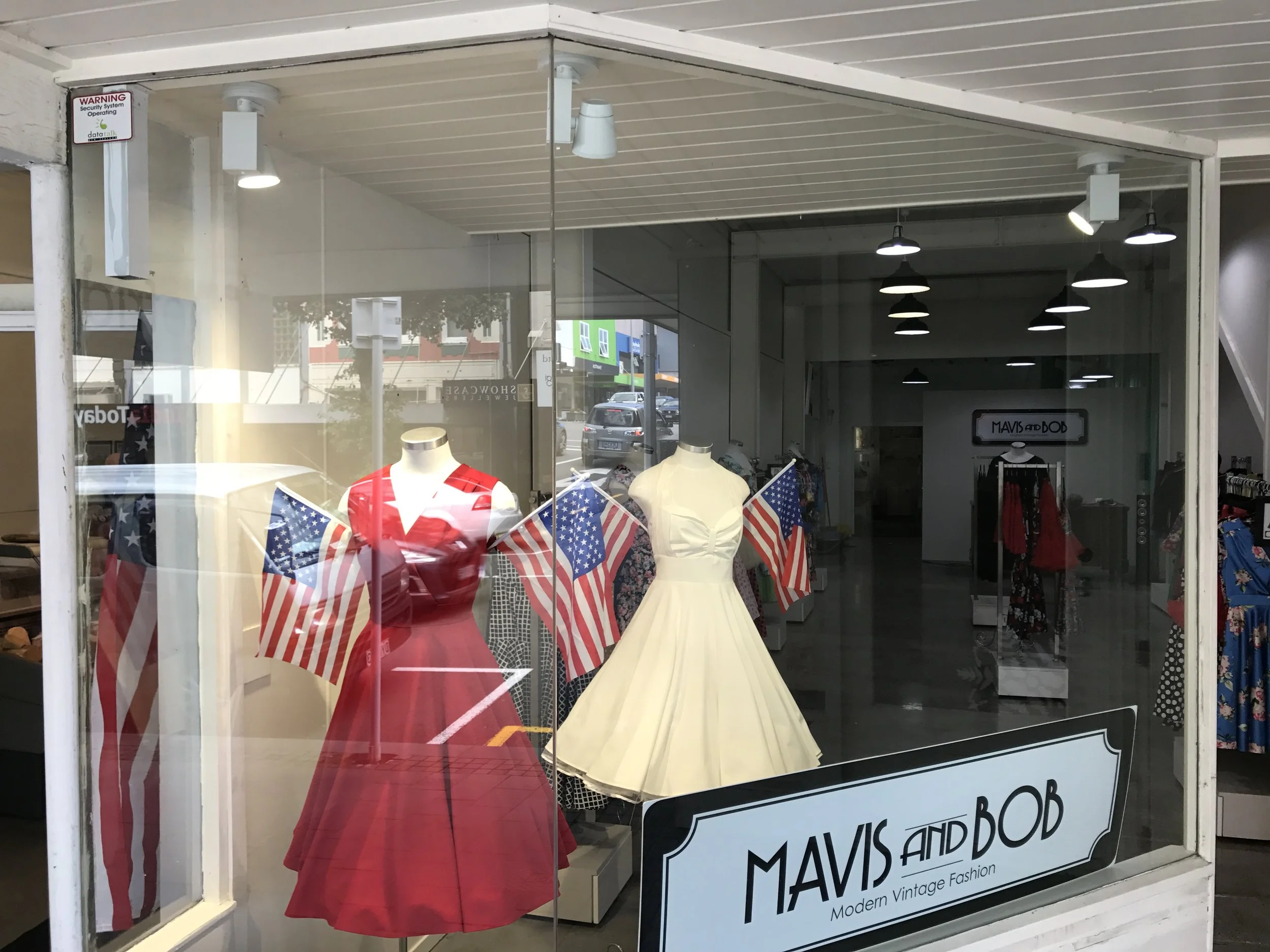 Mavis & Bob Shop on Devon St East