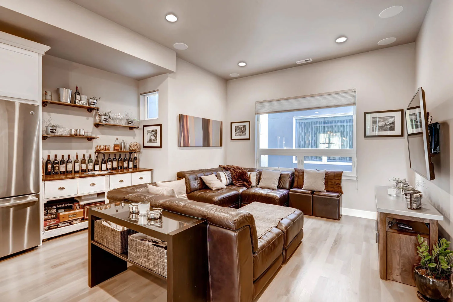 1636 King St Denver CO 80204-large-015-11-2nd Floor Living Room-1500x1000-72dpi.jpg
