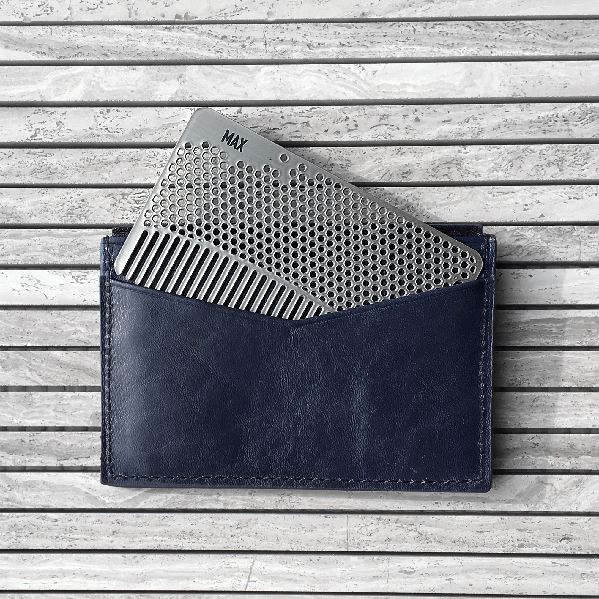 PER-MF-NO_PersonalizedStainlessSteelMesh_Go-Comb_Wallet_sq.jpg