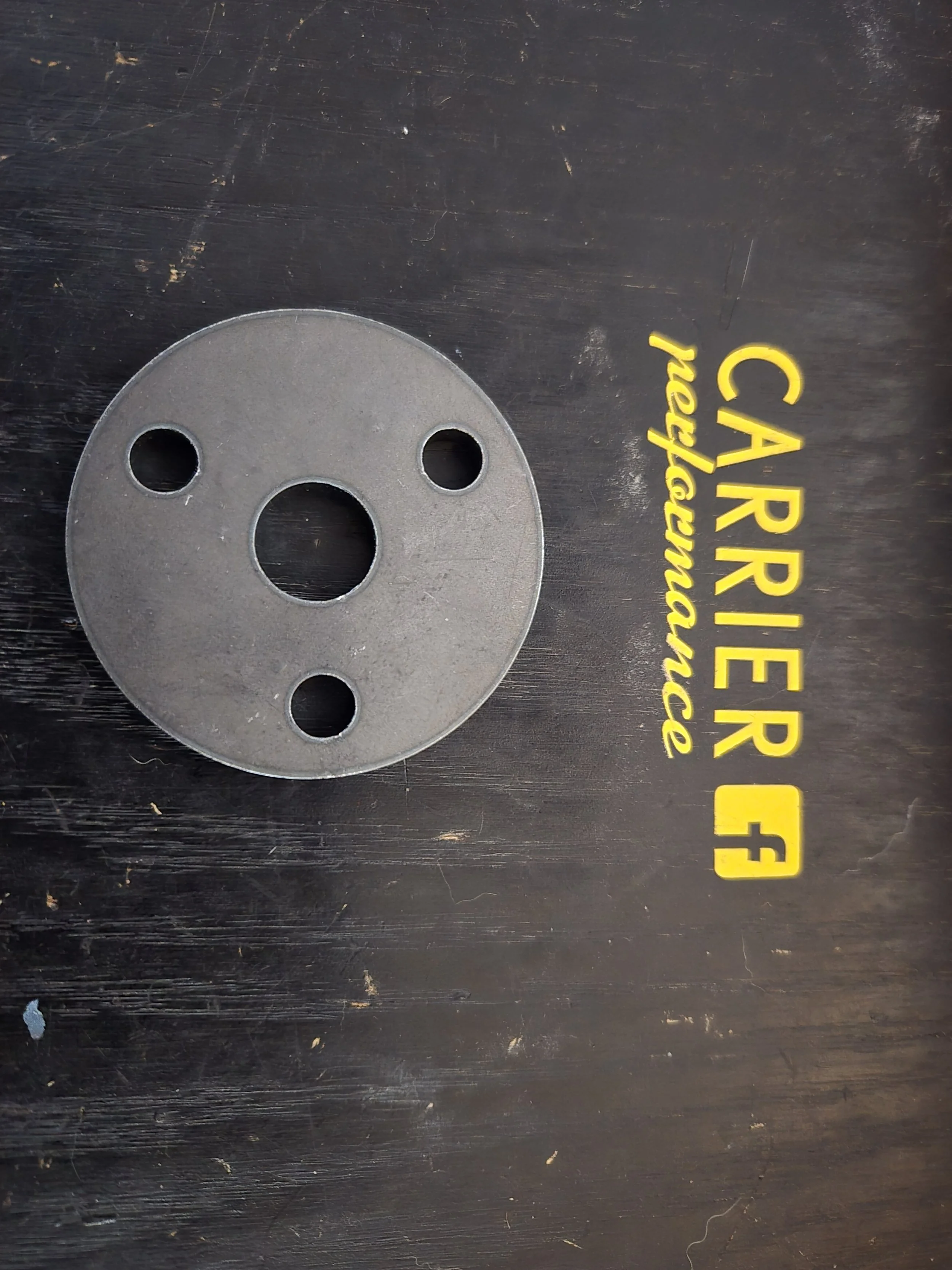 Steering wheel mounting plate