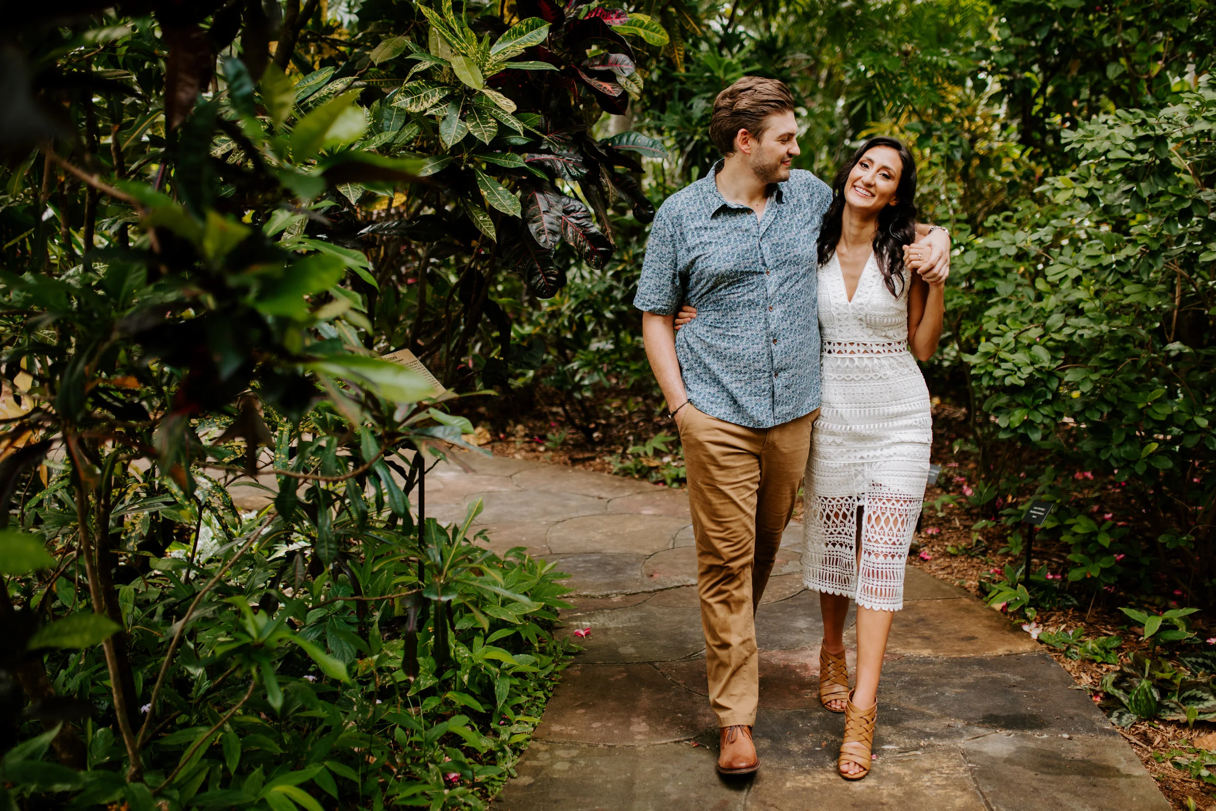 Sunken_Gardens-St_Pete-Allie_+_Eric-Engagement-Native_Expressions-208.jpg