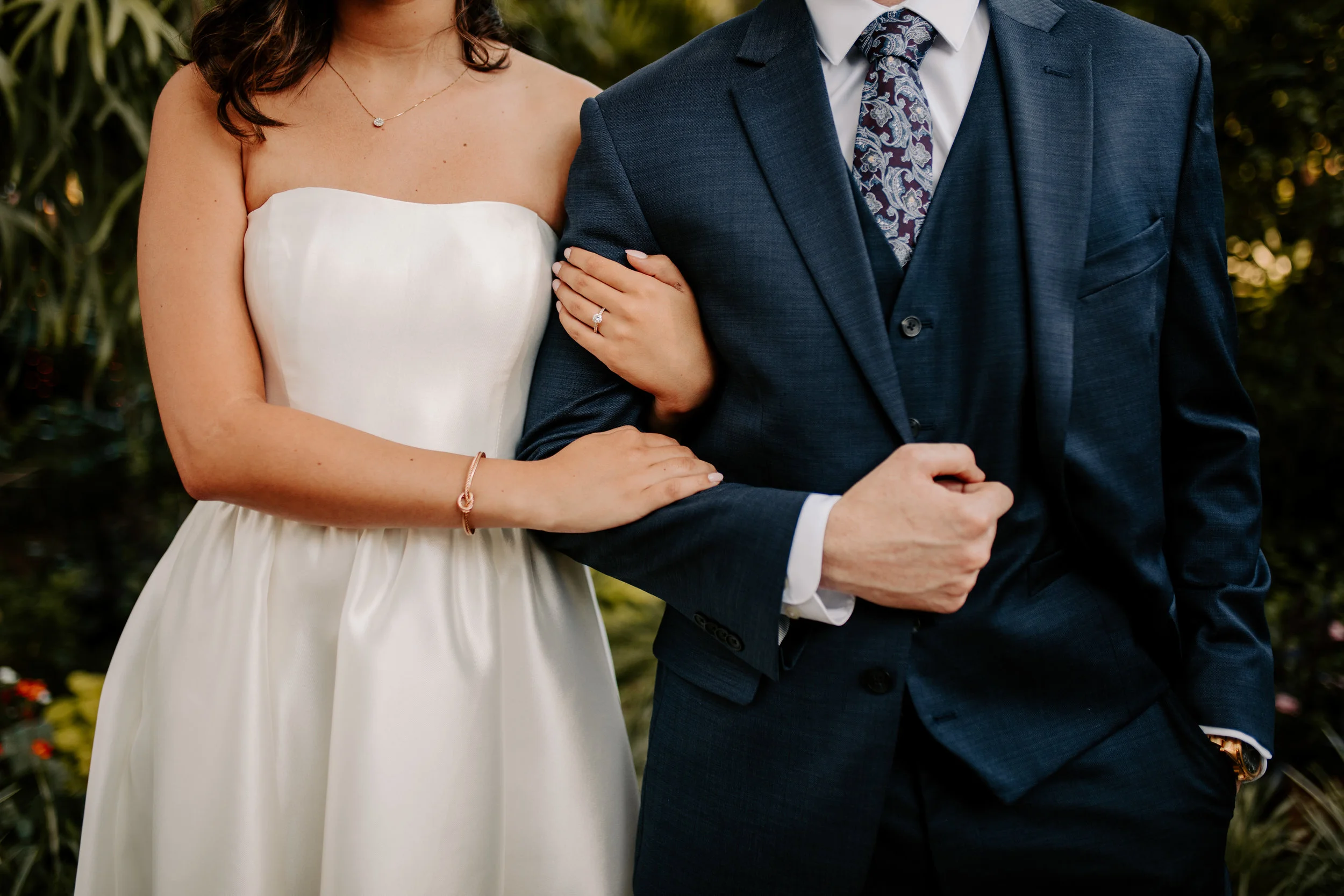 Native_Expressions-Andrea+Miles-Backyard_Garden_Wedding-Bridal_Portraits_1-63.jpg