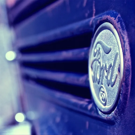 vintage-ford.jpg