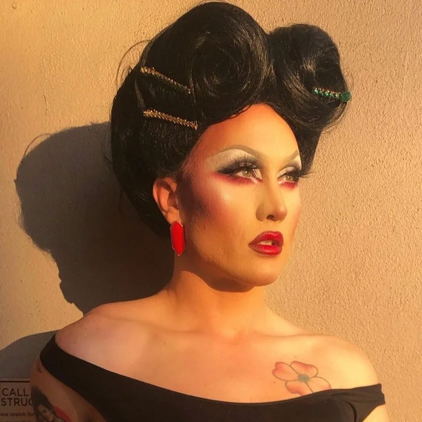 #61- Pillows &amp; Pups w/ Mary Vice