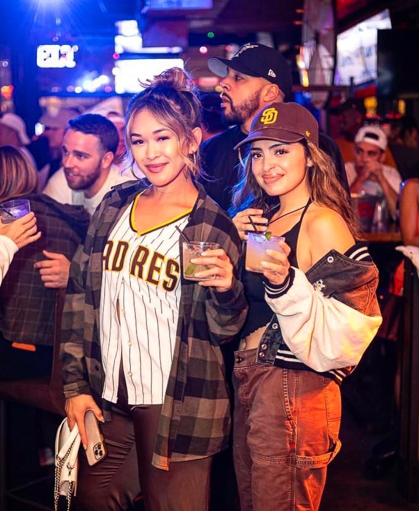 Milwaukee Brewers at San Diego Padres tonight at 6:40pm. Come watch with us and enjoy extended happy hour until 8pm! #GoPadres