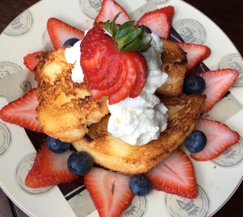Broiled Angel Food Cake with Maple Whipped CreamOnce you’ve tried broiled angel food cake, there is a good chance you’ll never want it any other way. With a crisp, golden brown crust reminiscent of toasted marshmallows and that tender melt-in-your-m…