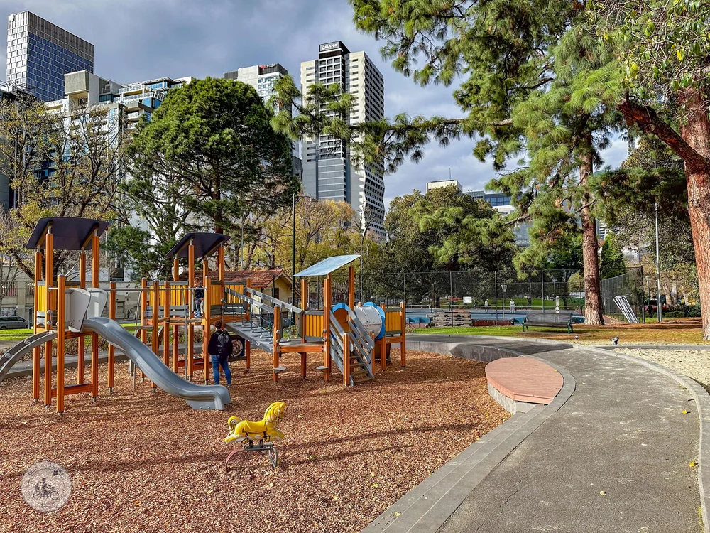 flagstaff gardens playground