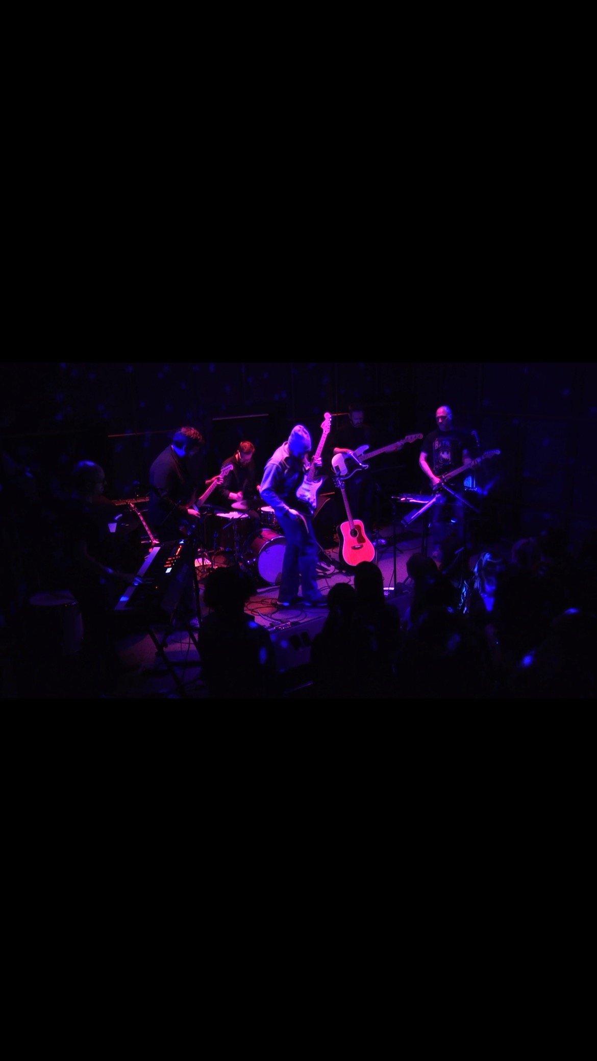 Sold out at @pressroomnh! Thank you to everyone who attended on Saturday 🎫
What was yr favorite song that we played? Here’s a clip of “The Tourist” ⚡️
