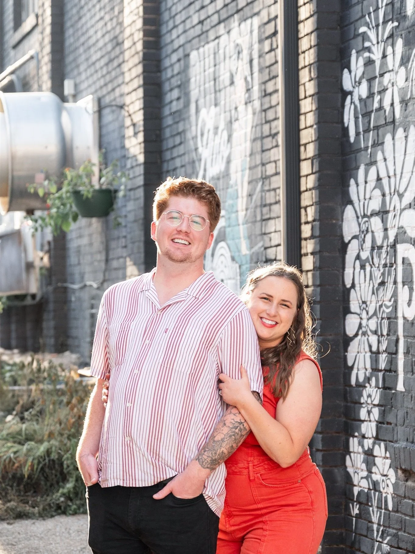 They’re home again (well, home for Rachel), but this time they’re getting MARRIED! I’ve been counting down to this one, simply because time with these two is the best. See you both so soon! π€