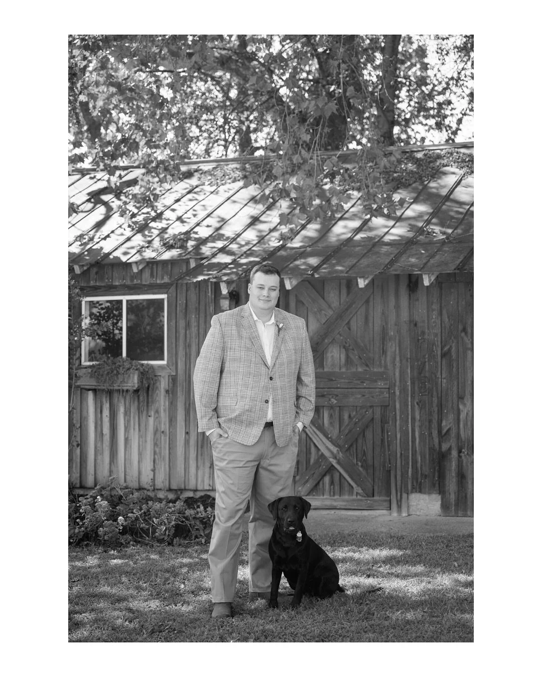 When your actual best friend gets to attend your wedding day, it makes it extra special!