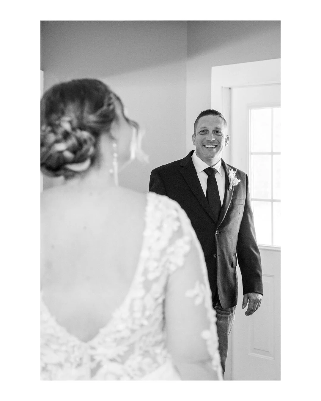 Special moments are my favorite part of a wedding day! Maybe because I never know how they will truly turn out, but I always anticipate that love will show up.
