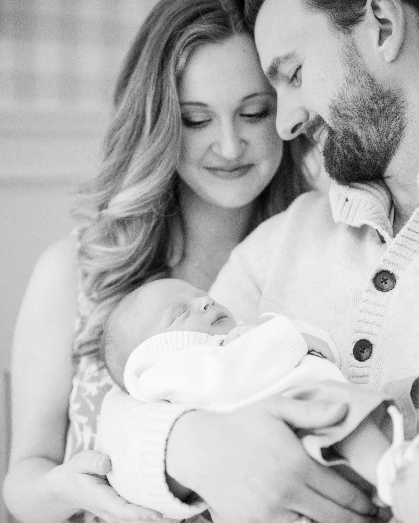 I have a few newborn sessions coming up over the next few months, and they truly are some of the most rewarding moments to capture. New baby, new parents...it&rsquo;s just so sweet 🤍