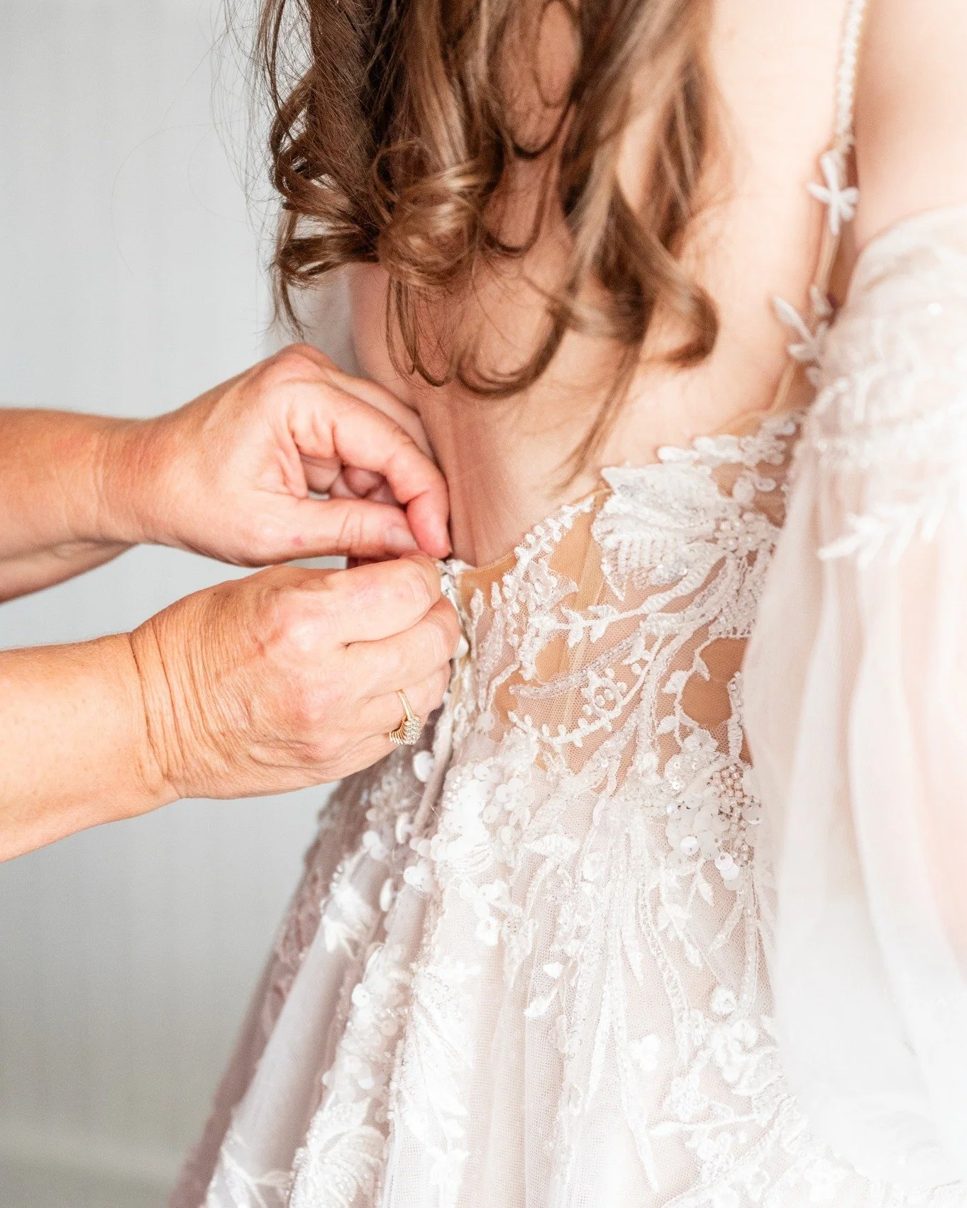 The sweetest story told by hands.