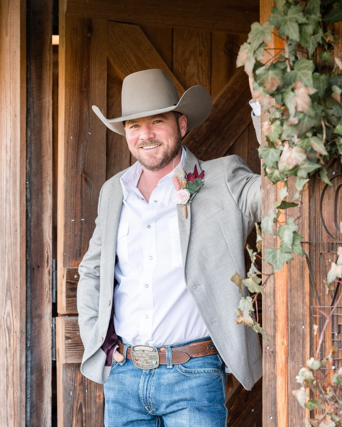 Cowboy hats are more than a hat. They are 100% a personality trait and I am here for it!